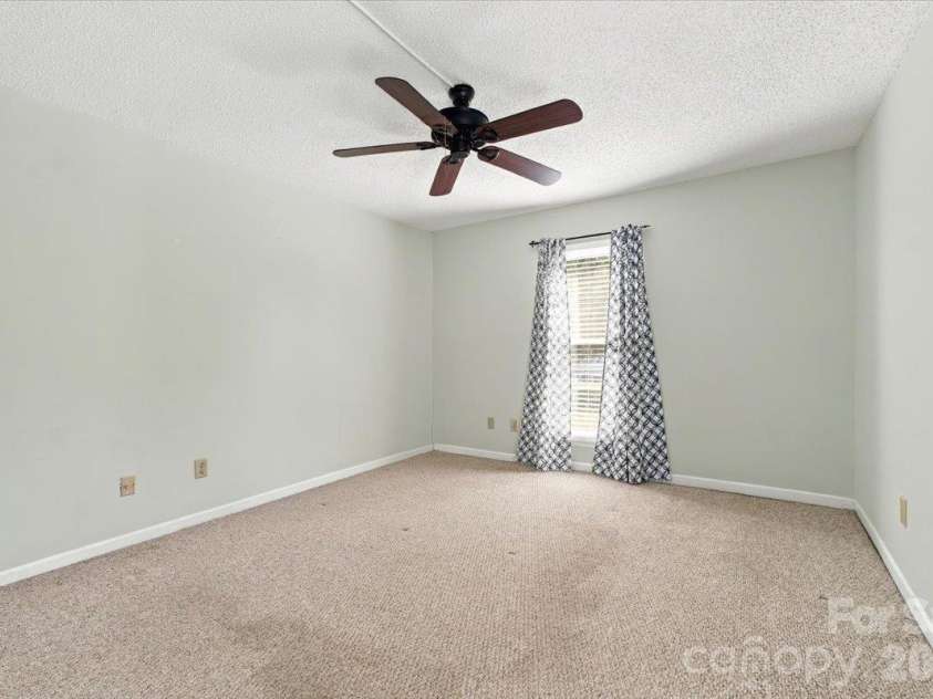 10905 Rail Tye Place, Pineville, NC 28134.  MLS# CAR4432855, YatesRealty ID 56757. 