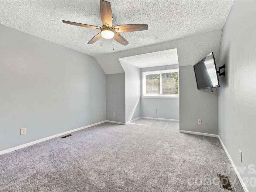 10905 Rail Tye Place, Pineville, NC 28134.  MLS# CAR4432855, YatesRealty ID 56757. 