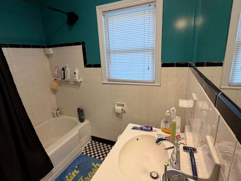 48224 Us Hwy     52 None, Misenheimer, NC 28137.  MLS# CAR4433641, YatesRealty ID 56759. Bathroom