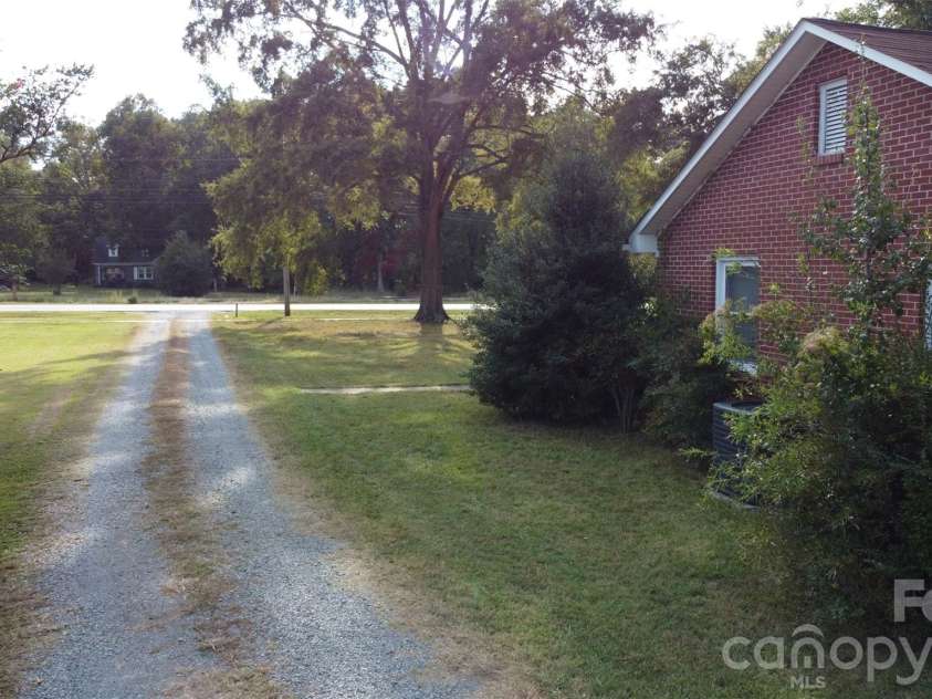 48224 Us Hwy     52 None, Misenheimer, NC 28137.  MLS# CAR4433641, YatesRealty ID 56759. Home sets well off the main road