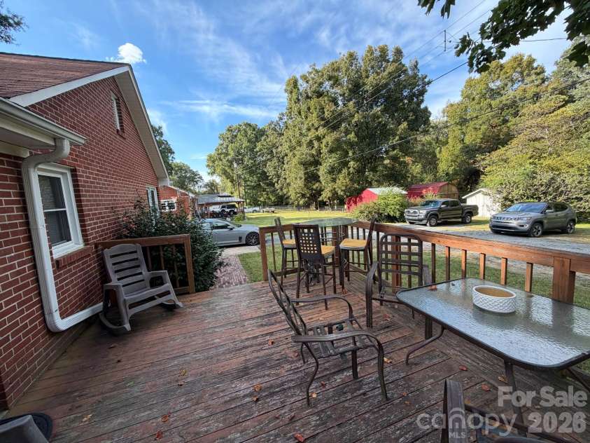 48224 Us Hwy     52 None, Misenheimer, NC 28137.  MLS# CAR4433641, YatesRealty ID 56759. Large 14'x16' deck