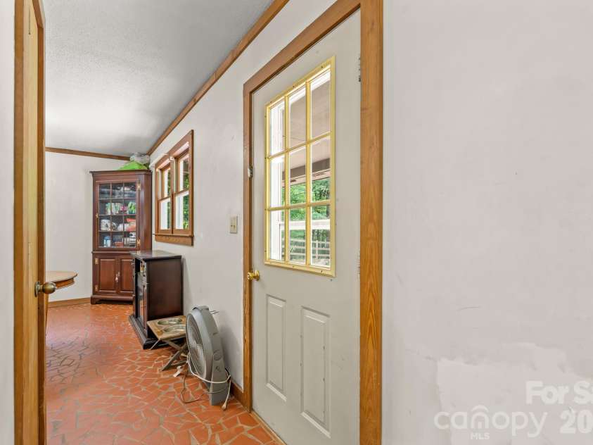 505 Tipperary Lane, Denton, NC 27239.  MLS# CAR4434994, YatesRealty ID 56760. 