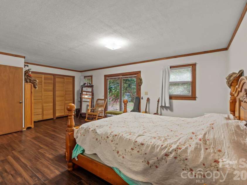 505 Tipperary Lane, Denton, NC 27239.  MLS# CAR4434994, YatesRealty ID 56760. 