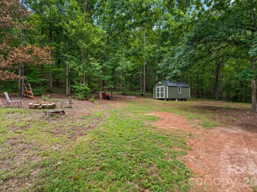505 Tipperary Lane, Denton, NC 27239.  MLS# CAR4434994, YatesRealty ID 56760. 