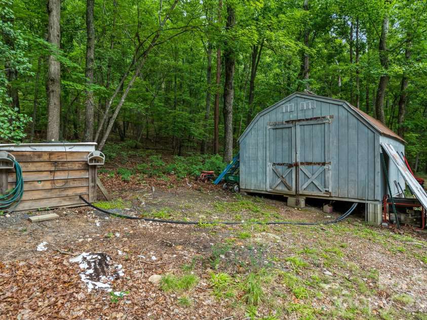 505 Tipperary Lane, Denton, NC 27239.  MLS# CAR4434994, YatesRealty ID 56760. 