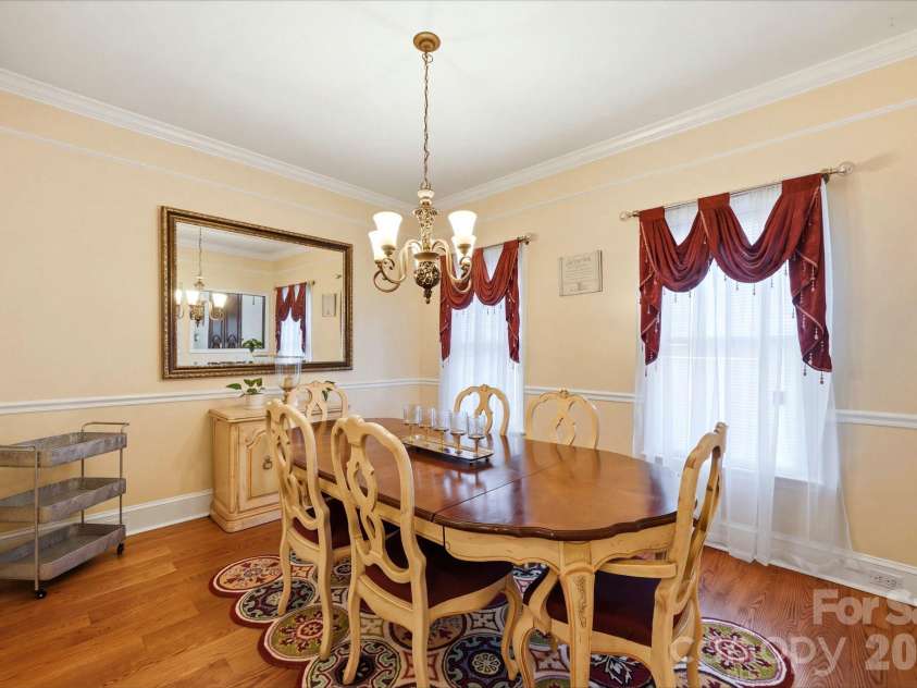 1121 Hillshire Meadow Drive, Matthews, NC 28105.  MLS# CAR4431907, YatesRealty ID 56761. 