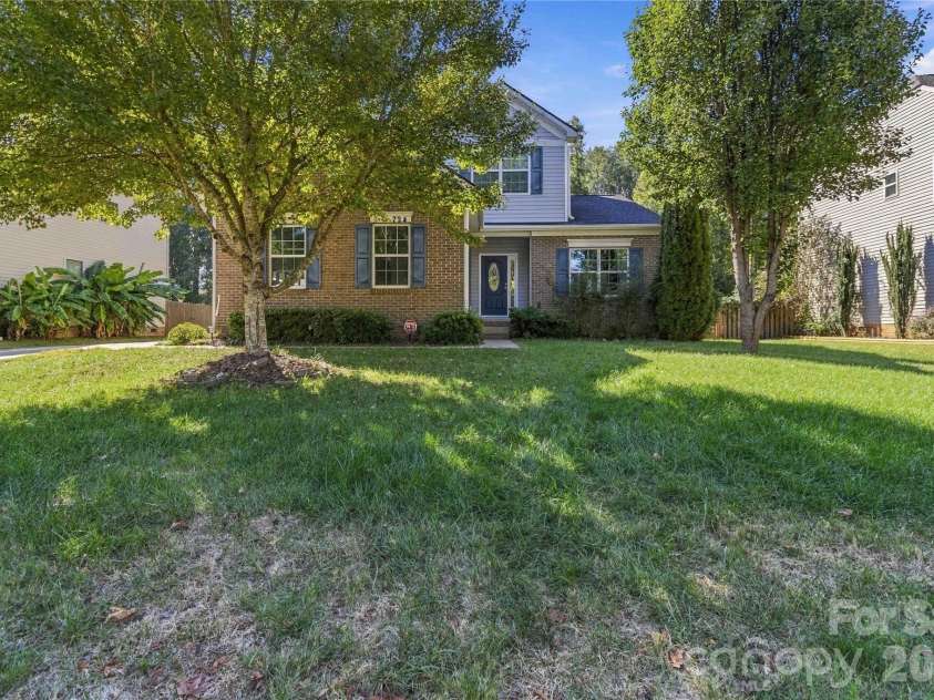 724 Rawlings Place, Rock Hill, SC 29730.  MLS# CAR4433972, YatesRealty ID 56763. 