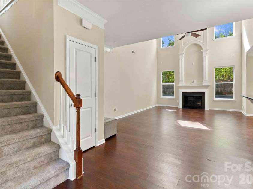 724 Rawlings Place, Rock Hill, SC 29730.  MLS# CAR4433972, YatesRealty ID 56763. 
