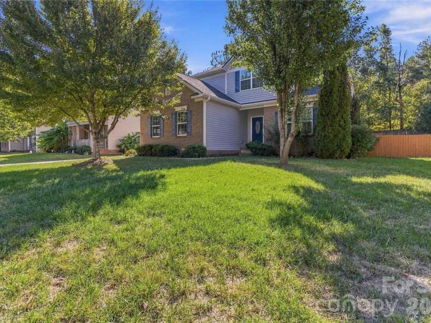 724 Rawlings Place, Rock Hill, SC 29730.  MLS# CAR4433972, YatesRealty ID 56763. 