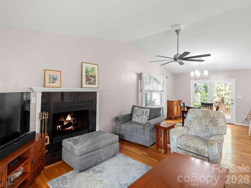 22 Evening Shade Drive, Weaverville, NC 28787.  MLS# CAR4434550, YatesRealty ID 56766. 