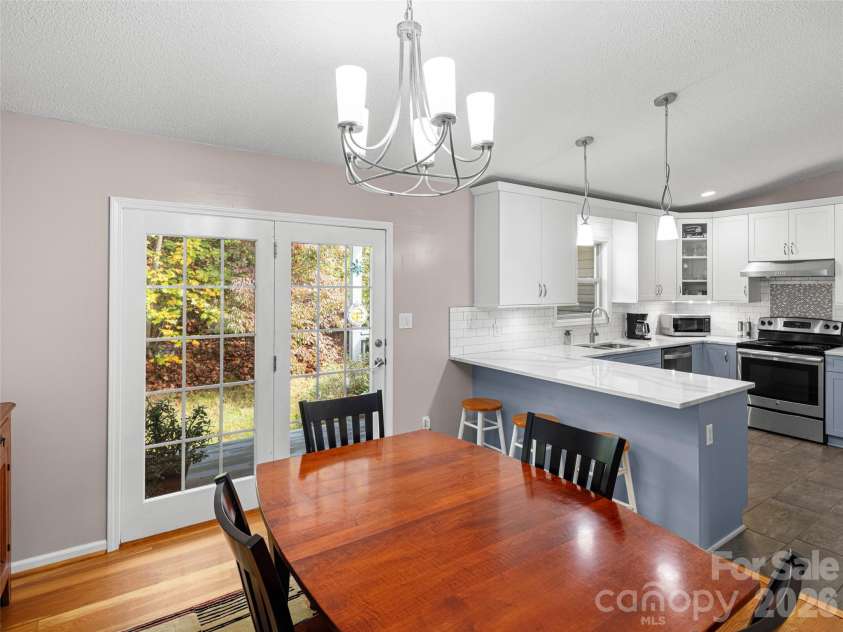 22 Evening Shade Drive, Weaverville, NC 28787.  MLS# CAR4434550, YatesRealty ID 56766. 