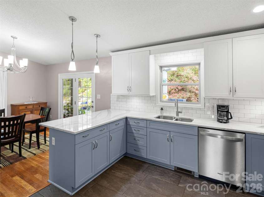 22 Evening Shade Drive, Weaverville, NC 28787.  MLS# CAR4434550, YatesRealty ID 56766. 