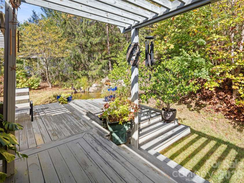 22 Evening Shade Drive, Weaverville, NC 28787.  MLS# CAR4434550, YatesRealty ID 56766. 