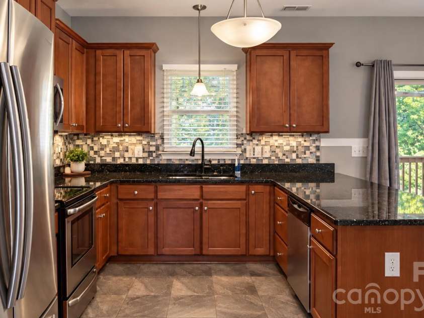 103 Jade Circle, Knightdale, NC 27545.  MLS# CAR4434987, YatesRealty ID 56768. 