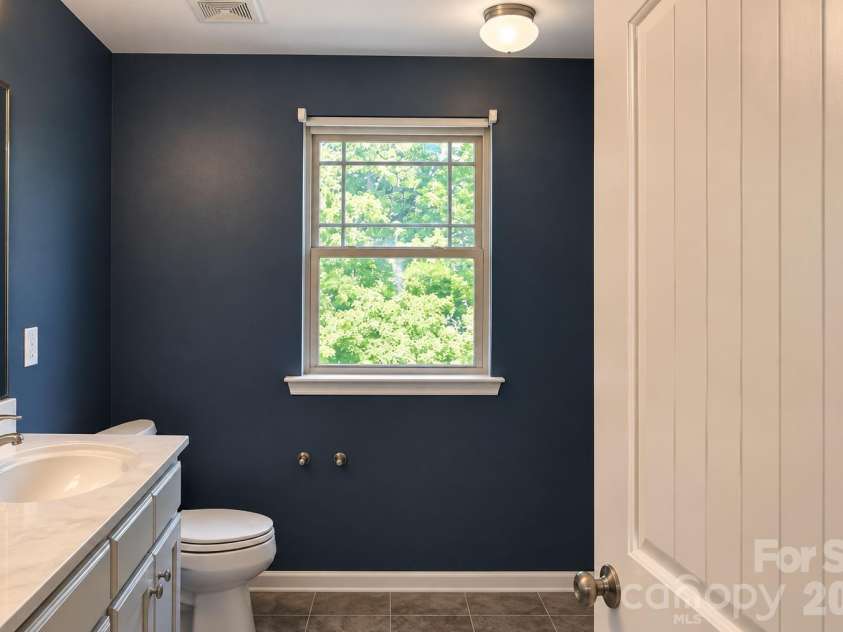 103 Jade Circle, Knightdale, NC 27545.  MLS# CAR4434987, YatesRealty ID 56768. 