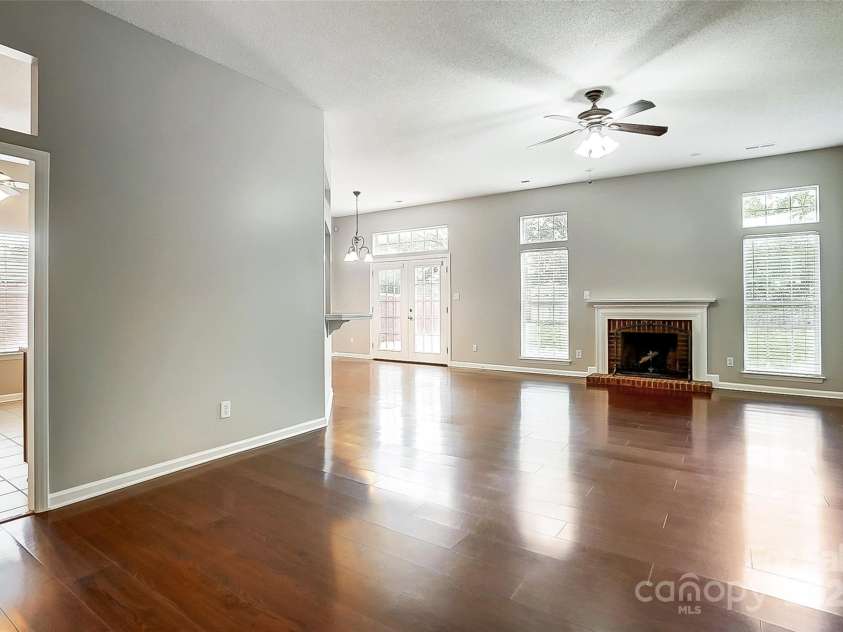 13417 Krislyn Woods Place, Charlotte, NC 28278.  MLS# CAR4243996, YatesRealty ID 5677. 