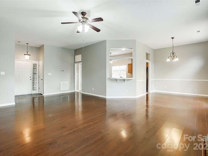 13417 Krislyn Woods Place, Charlotte, NC 28278.  MLS# CAR4243996, YatesRealty ID 5677. 