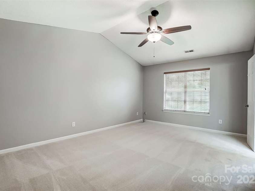 13417 Krislyn Woods Place, Charlotte, NC 28278.  MLS# CAR4243996, YatesRealty ID 5677. 