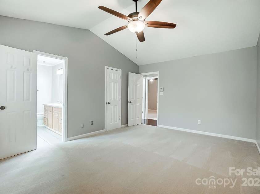 13417 Krislyn Woods Place, Charlotte, NC 28278.  MLS# CAR4243996, YatesRealty ID 5677. 