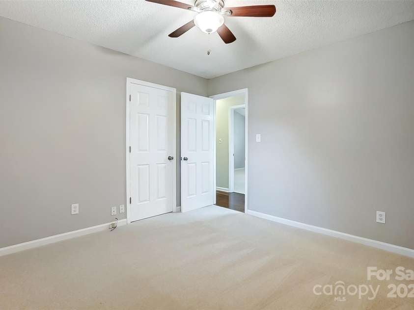 13417 Krislyn Woods Place, Charlotte, NC 28278.  MLS# CAR4243996, YatesRealty ID 5677. 