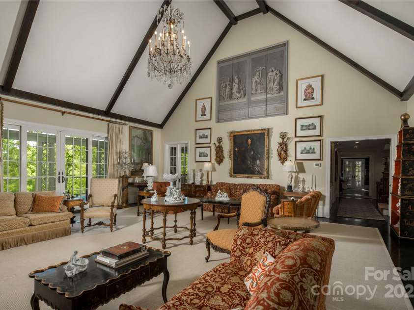 362 Wonderland Trail, Blowing Rock, NC 28605.  MLS# CAR4260759, YatesRealty ID 5677. 