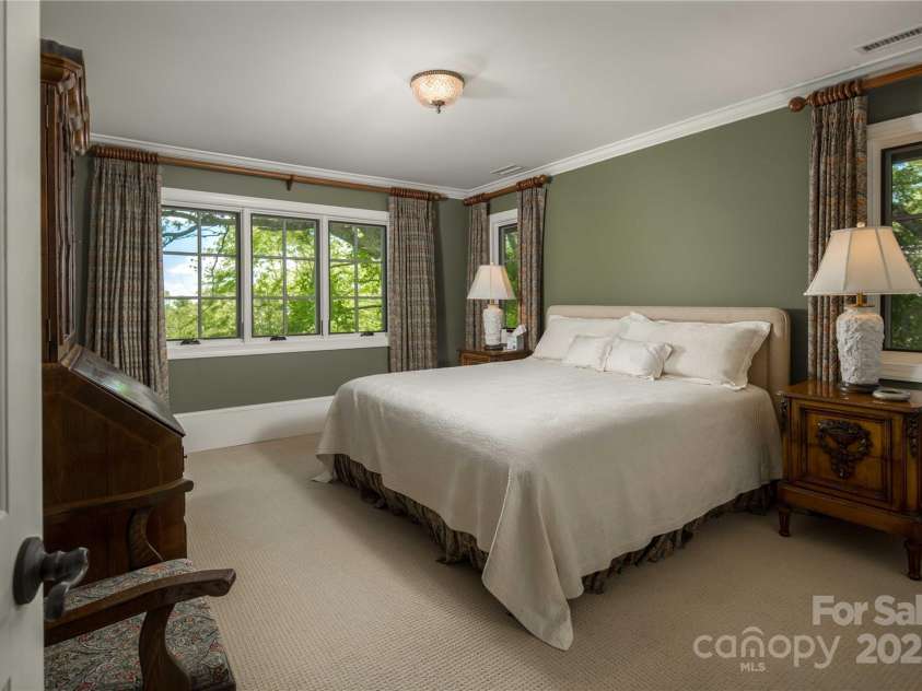 362 Wonderland Trail, Blowing Rock, NC 28605.  MLS# CAR4260759, YatesRealty ID 5677. 