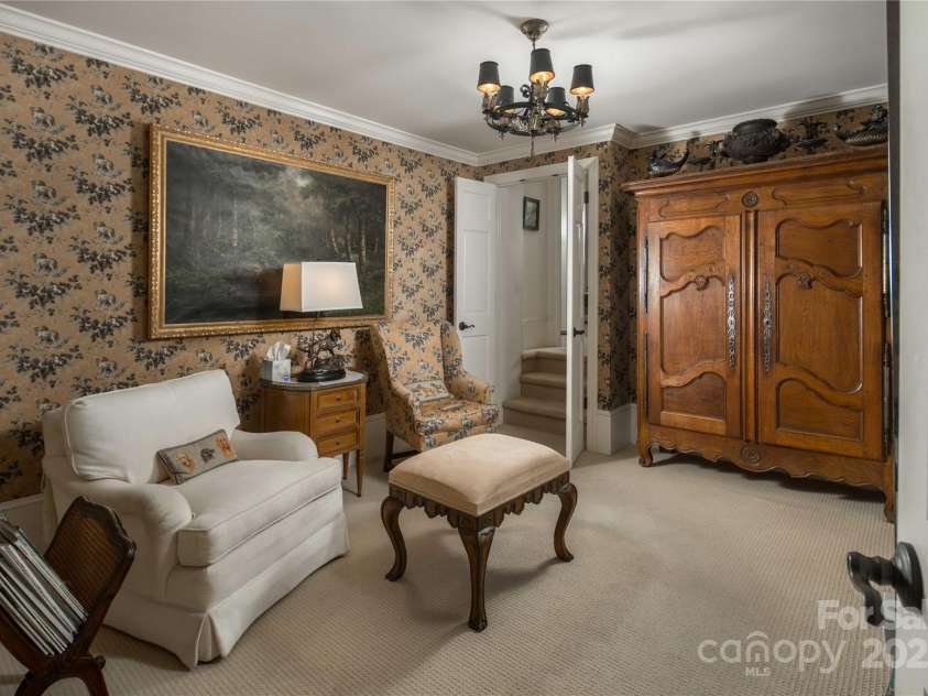 362 Wonderland Trail, Blowing Rock, NC 28605.  MLS# CAR4260759, YatesRealty ID 5677. 