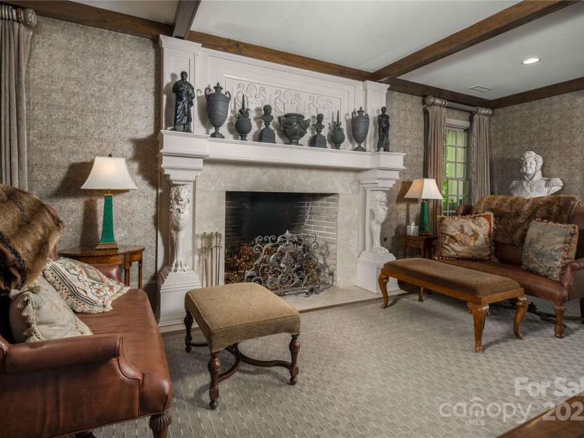 362 Wonderland Trail, Blowing Rock, NC 28605.  MLS# CAR4260759, YatesRealty ID 5677. 