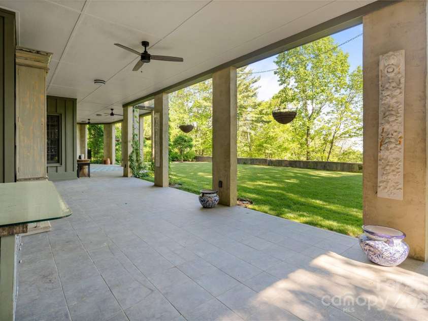 362 Wonderland Trail, Blowing Rock, NC 28605.  MLS# CAR4260759, YatesRealty ID 5677. 