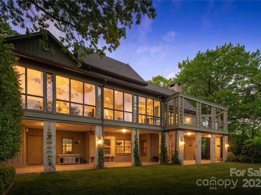 362 Wonderland Trail, Blowing Rock, NC 28605.  MLS# CAR4260759, YatesRealty ID 5677. 