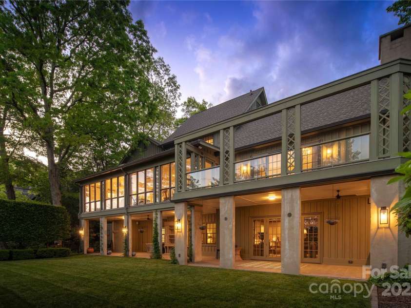 362 Wonderland Trail, Blowing Rock, NC 28605.  MLS# CAR4260759, YatesRealty ID 5677. 