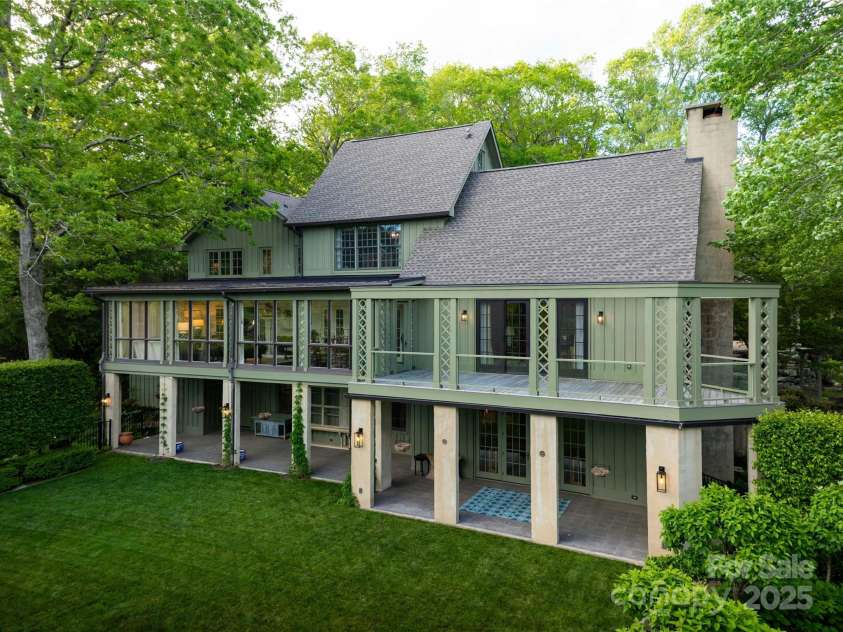 362 Wonderland Trail, Blowing Rock, NC 28605.  MLS# CAR4260759, YatesRealty ID 5677. 