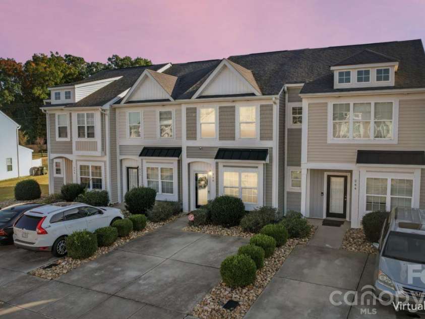 248 Halton Crossing Drive, Concord, NC 28027.  MLS# CAR4434667, YatesRealty ID 56772. Schedule Your Showing
