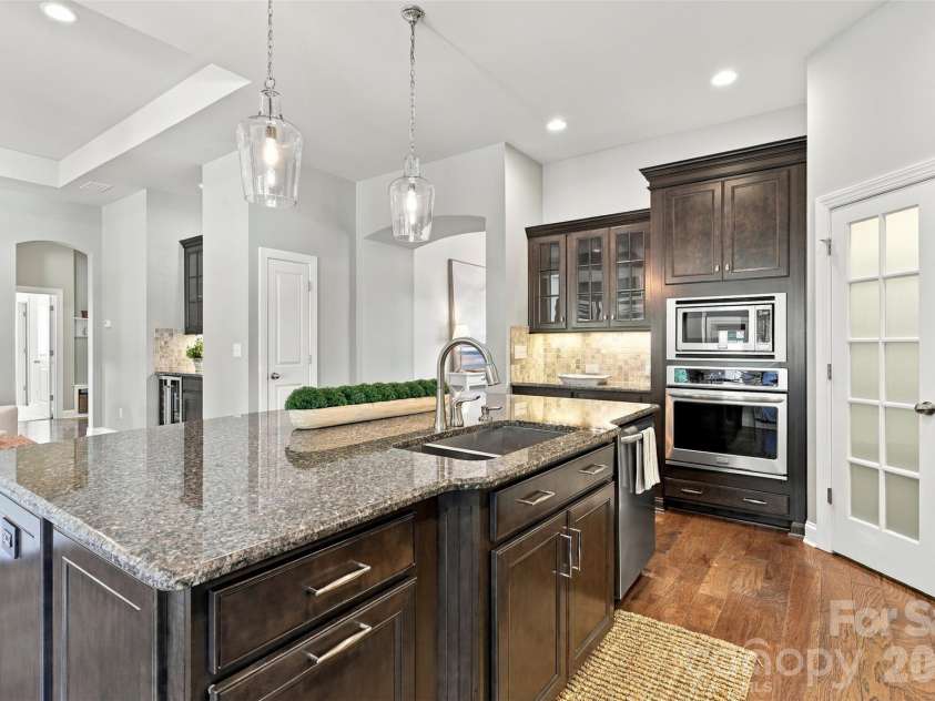 1339 Kings Bottom Drive, Fort Mill, SC 29715.  MLS# CAR4433607, YatesRealty ID 56776. 
