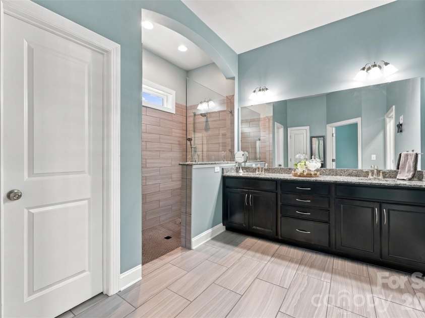 1339 Kings Bottom Drive, Fort Mill, SC 29715.  MLS# CAR4433607, YatesRealty ID 56776. 