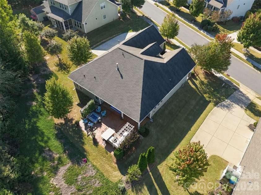 1339 Kings Bottom Drive, Fort Mill, SC 29715.  MLS# CAR4433607, YatesRealty ID 56776. 