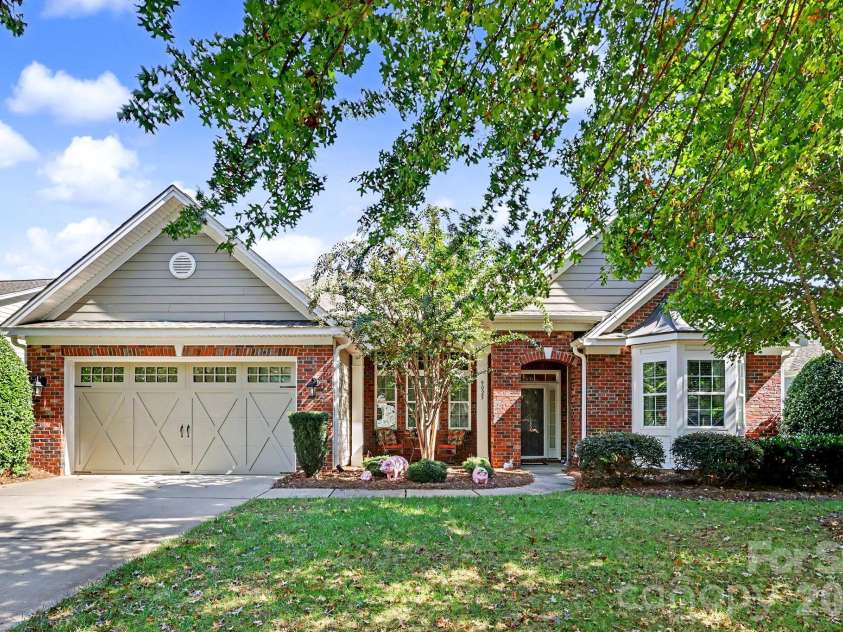 9025 Carneros Creek Road, Charlotte, NC 28214.  MLS# CAR4434594, YatesRealty ID 56781. 