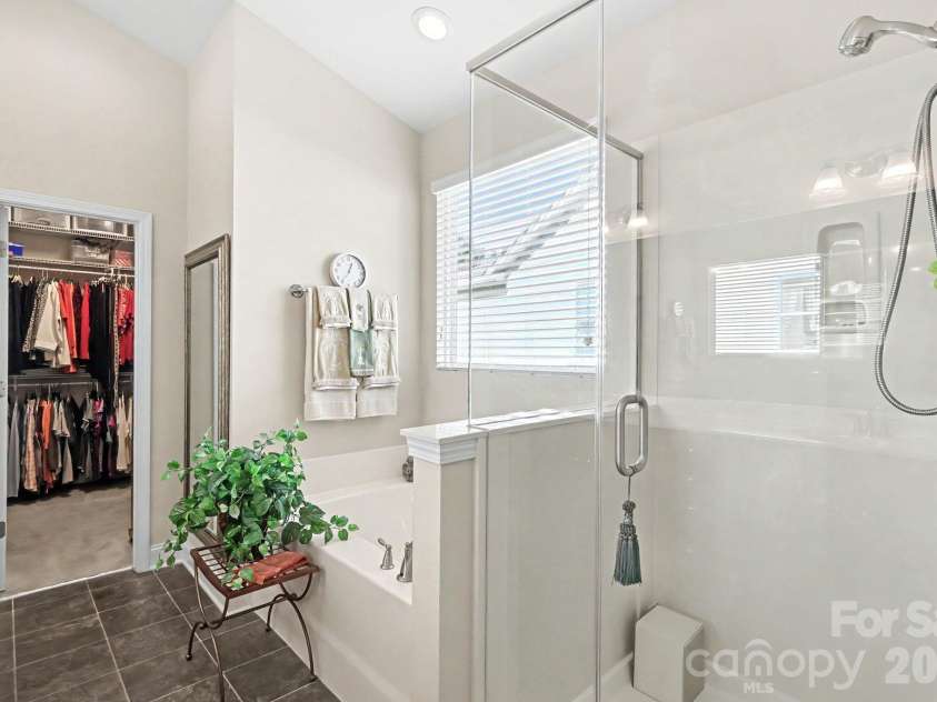 9025 Carneros Creek Road, Charlotte, NC 28214.  MLS# CAR4434594, YatesRealty ID 56781. 
