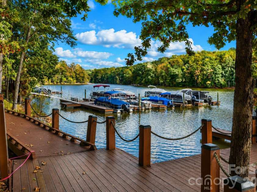 9025 Carneros Creek Road, Charlotte, NC 28214.  MLS# CAR4434594, YatesRealty ID 56781. 