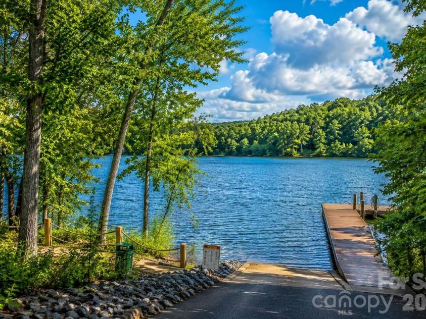 9025 Carneros Creek Road, Charlotte, NC 28214.  MLS# CAR4434594, YatesRealty ID 56781. 