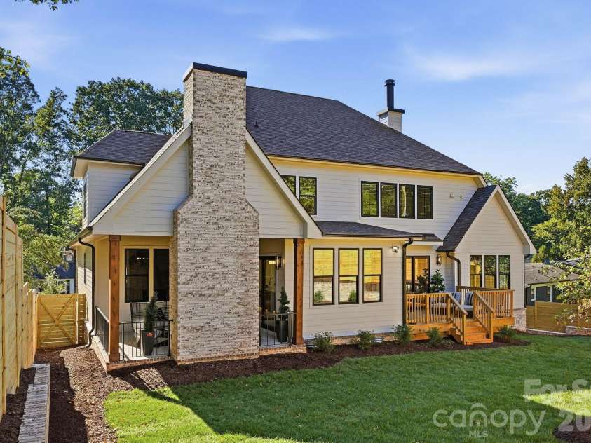 529 Kenlough Drive, Charlotte, NC 28209.  MLS# CAR4430028, YatesRealty ID 56782. Daytime rear exterior