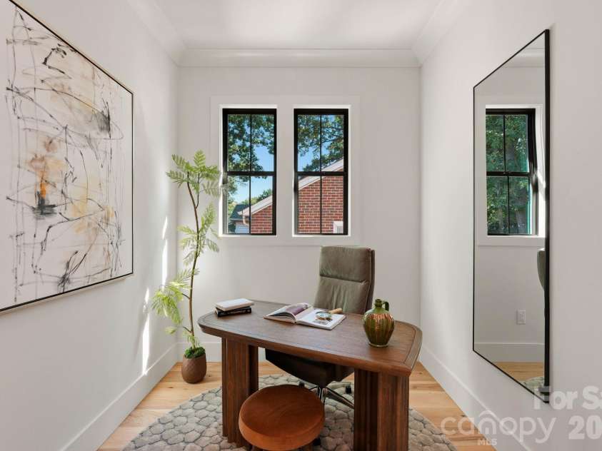 529 Kenlough Drive, Charlotte, NC 28209.  MLS# CAR4430028, YatesRealty ID 56782. Office