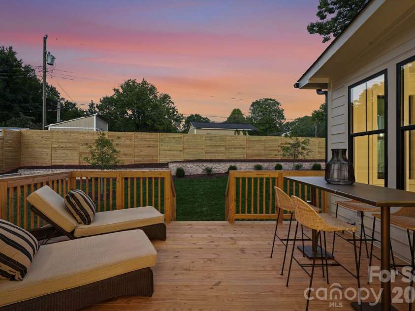 529 Kenlough Drive, Charlotte, NC 28209.  MLS# CAR4430028, YatesRealty ID 56782. Outdoor deck