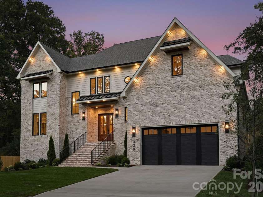 529 Kenlough Drive, Charlotte, NC 28209.  MLS# CAR4430028, YatesRealty ID 56782. Side exterior