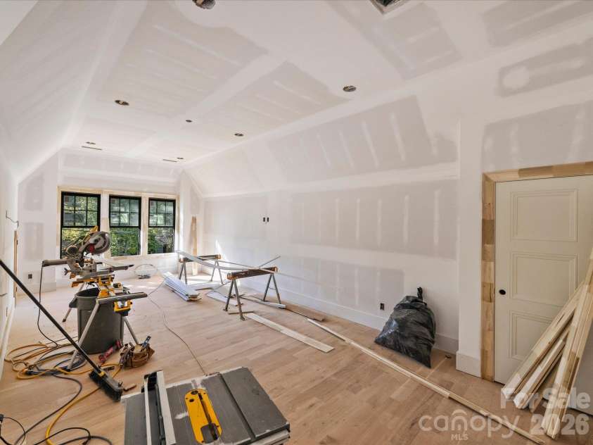 6509 Hazelton Drive, Charlotte, NC 28210.  MLS# CAR4431899, YatesRealty ID 56783. Bonus Room