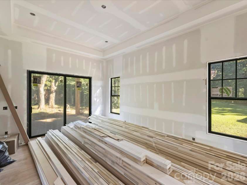 6509 Hazelton Drive, Charlotte, NC 28210.  MLS# CAR4431899, YatesRealty ID 56783. Dining Room