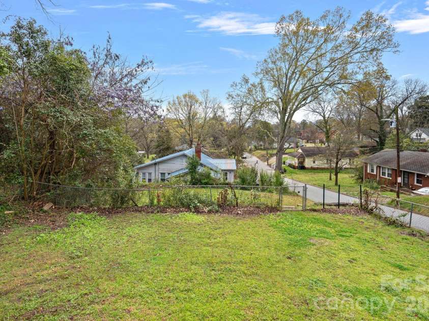 74 Meadow Avenue, Concord, NC 28025.  MLS# CAR4355867, YatesRealty ID 5679. 