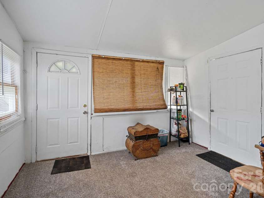 74 Meadow Avenue, Concord, NC 28025.  MLS# CAR4355867, YatesRealty ID 5679. 