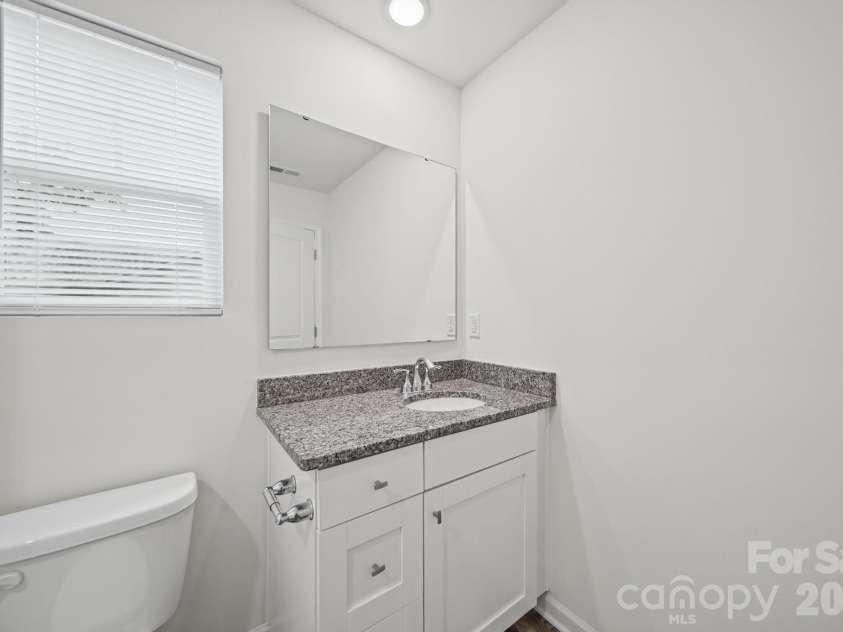 518 3rd Street, Salisbury, NC 28144.  MLS# CAR4415185, YatesRealty ID 56792. Secondary Bathroom
