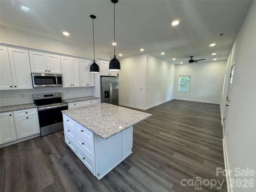 331 Lowrance Avenue, Mooresville, NC 28115.  MLS# CAR4435038, YatesRealty ID 56794. 